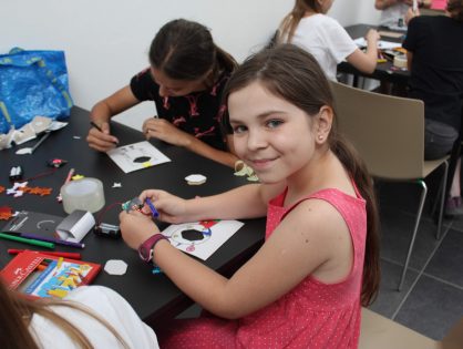 Micro:bity získa ďalších 148 škôl. Žiaci budú tvoriť smart domácnosti či multifunkčné ihriská